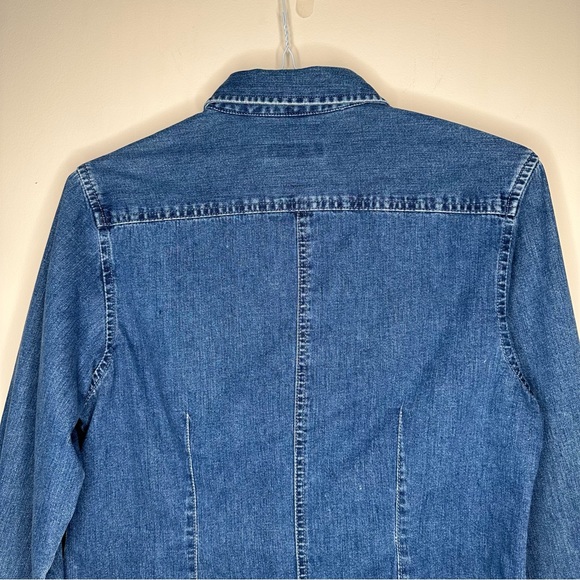 Casual Connection Women’s Denim Button Up Long Sleeves Shirt Medium - Picture 4 of 9